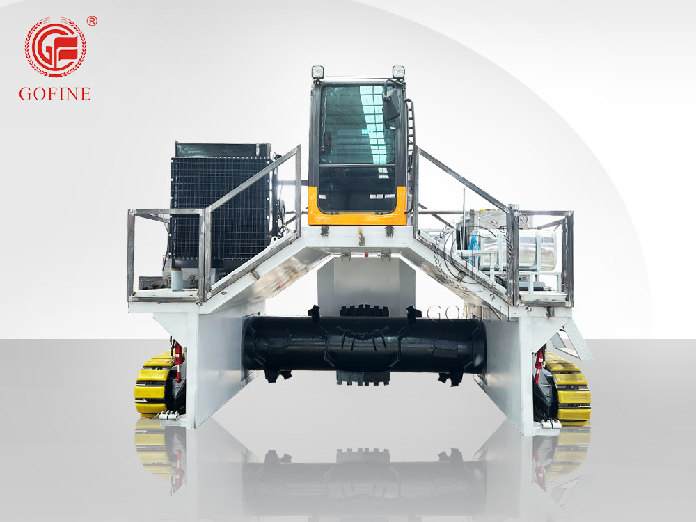 Fully hydraulic crawler-type compost turning machine